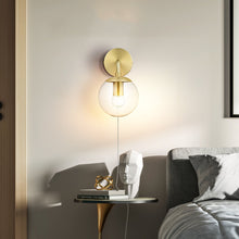 Load image into Gallery viewer, Brushed Brass/Clear
