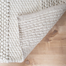Load image into Gallery viewer, Coconut Cream/6&#39;x9&#39;
